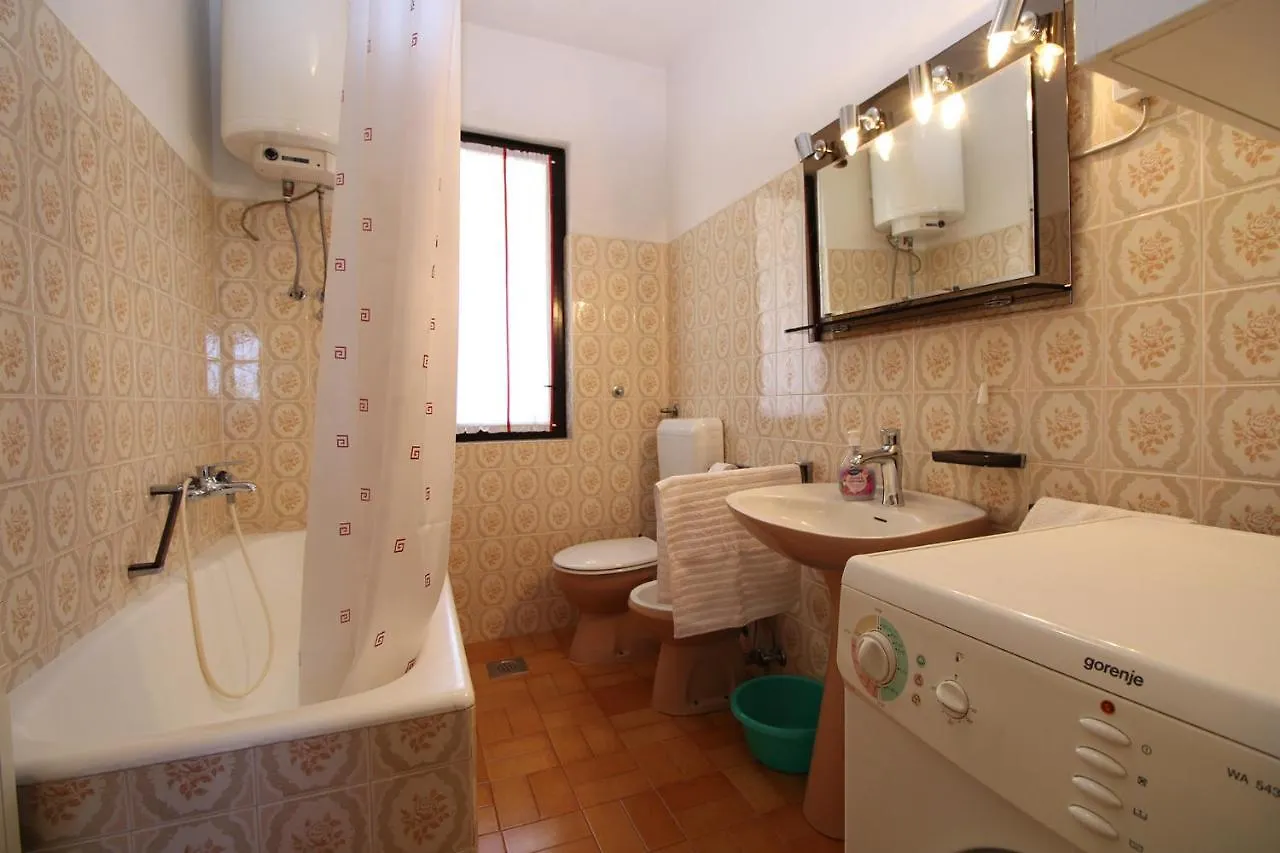 Apartments Biskupije 1158 Medulin